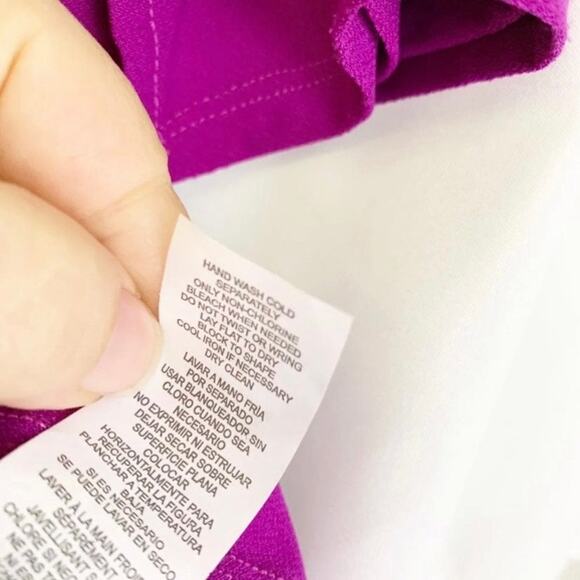 NWT Kensie Women’s Fuchsia Purple Flowy Blouse Size Small - Picture 11 of 12